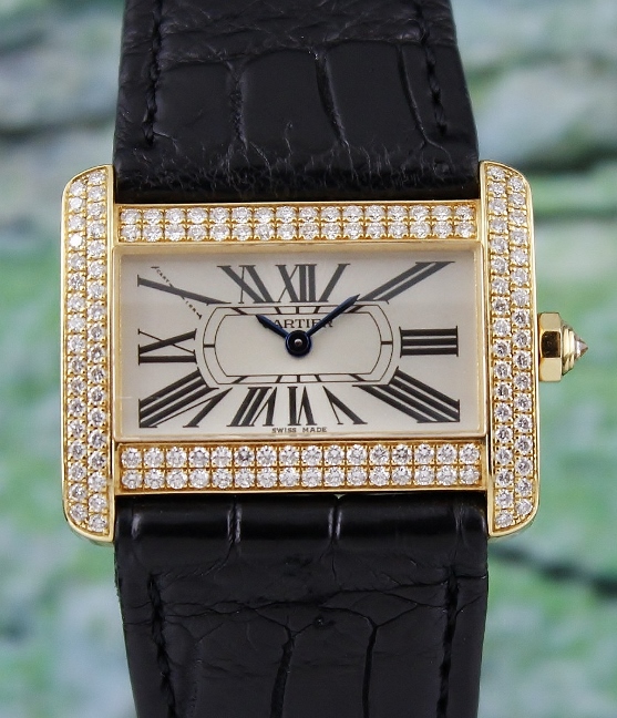 (image for) A Cartier Divan in 18K Yellow Gold with Factory Diamond / WA301071